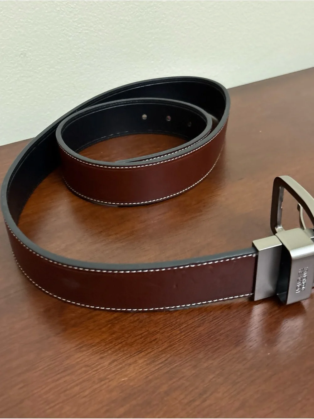 Kenneth Cole Men's Brown Faux Leather Buckle Belt Size 40 READ